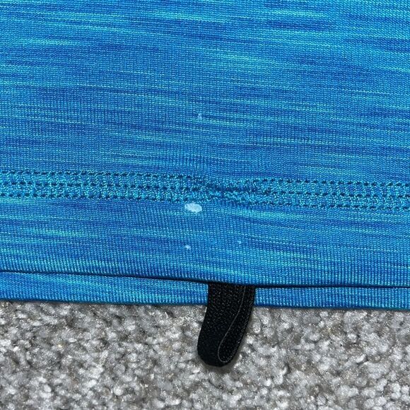 Blue Stretch Oakley Surfer Surfboard Beach Mens Rashie Rashguard T Shirt M - Picture 2 of 5